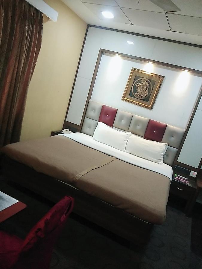لاكناو Hotel Manoranjan Inn المظهر الخارجي الصورة
